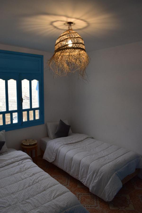 Отель Sunny Wave Taghazout Surf & Yoga Экстерьер фото