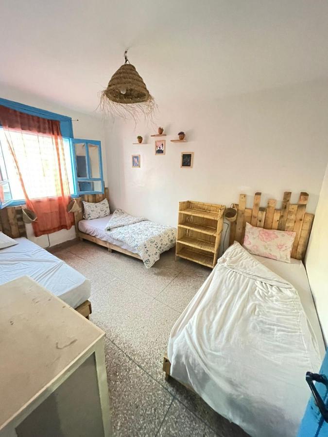 Отель Sunny Wave Taghazout Surf & Yoga Экстерьер фото