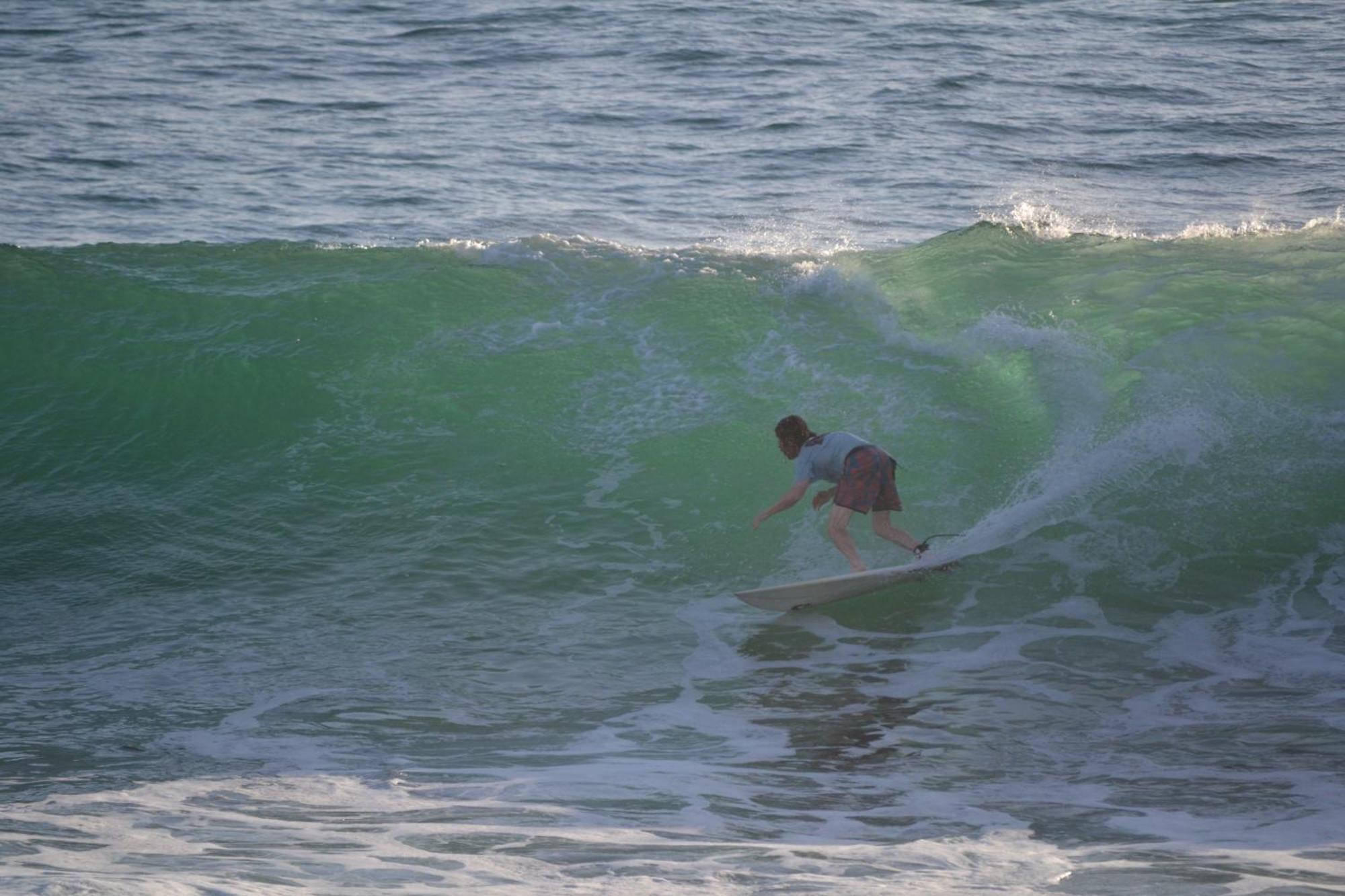 Отель Sunny Wave Taghazout Surf & Yoga Экстерьер фото